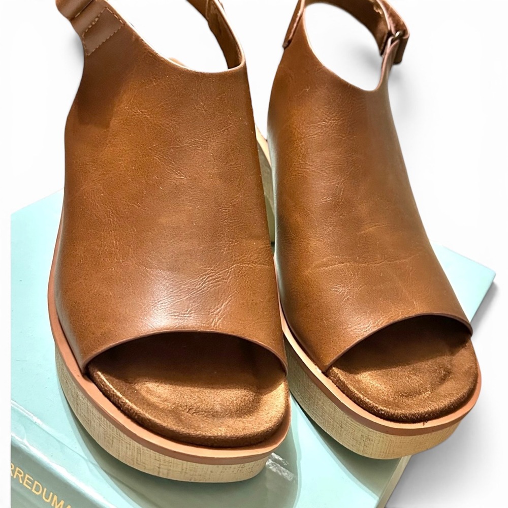 Pierre Dumas Club-01 Cognac Brown Platform Block Heel Sandals Womens 8.5 - Picture 2 of 8